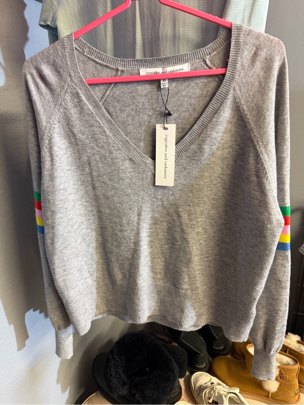 Cupcakes and Cashmere Women's Gray V-Neck Sweater